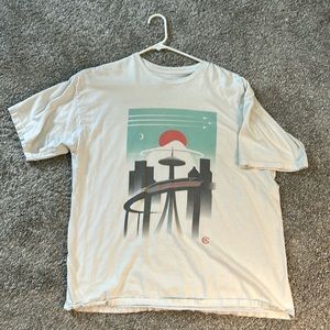 Casual Industries Men’s XL T-shirt "Rainier Brewery”